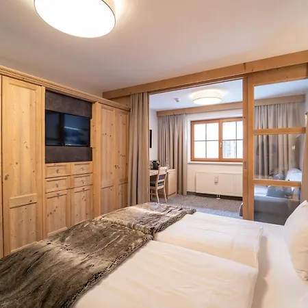 Hotel Seekarhaus 5*