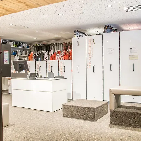 Hotel Seekarhaus 5*